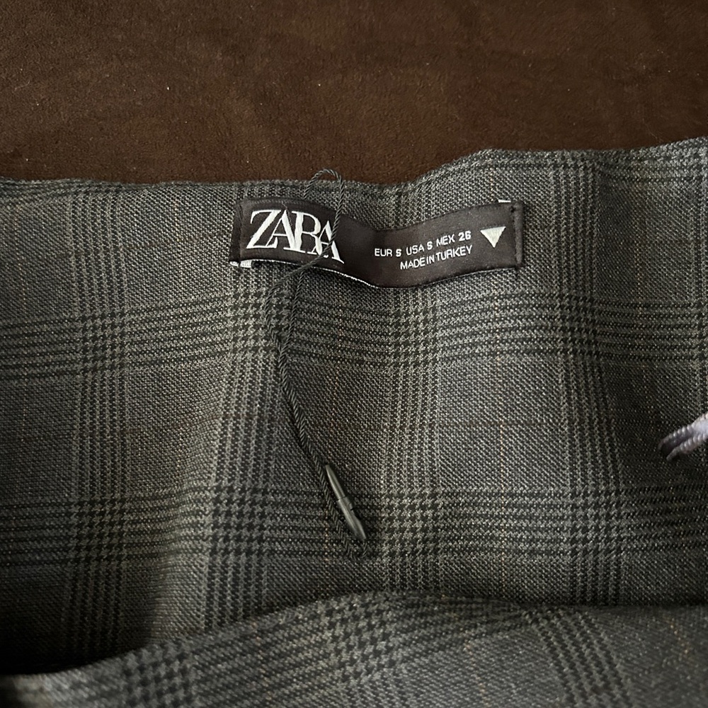 Zara Woman’s Skirt